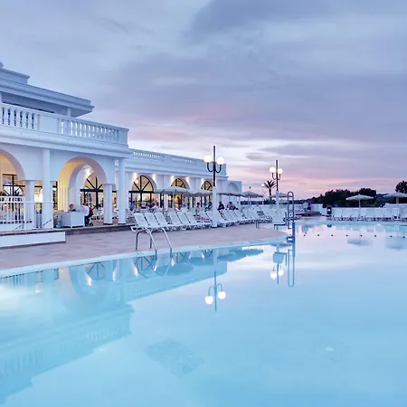 Szálloda Grupotel Mar De Menorca Es Canutells