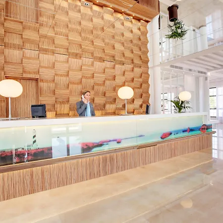 Grupotel Mar De Menorca 4* 埃斯卡纳特尔