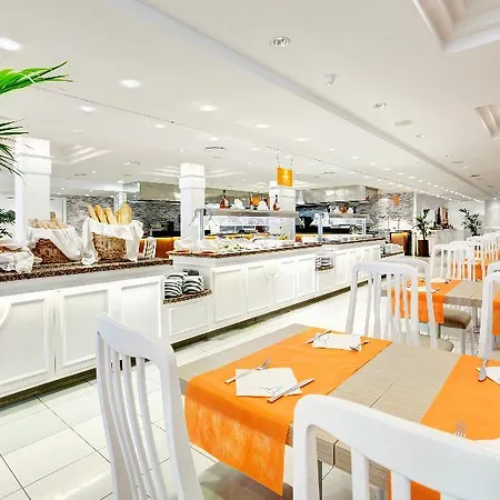 Hotel Grupotel Mar De Menorca Es Canutells