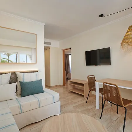 Grupotel Mar De Menorca 4* 埃斯卡纳特尔